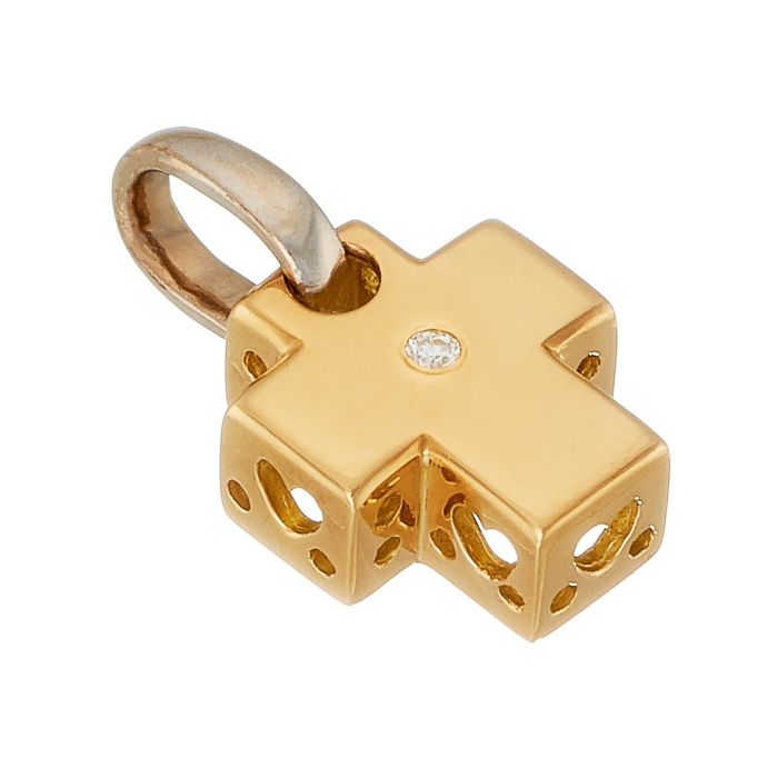 Anhänger in Form eines Kreuzes. Das Schmuckstück fasst einen Brillanten. Eine große weißgoldene Öse dient zum Durchziehen einer Kette. Seitlich gesehen ist das Kreuz mit Herzmusterungen versehen. 