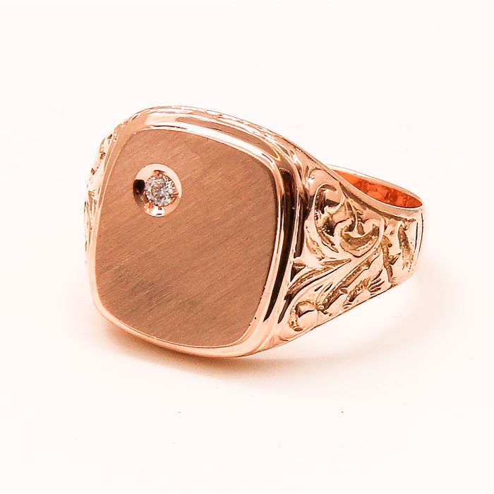 Italienischer Ring aus 585er Rotgold mit Brillant