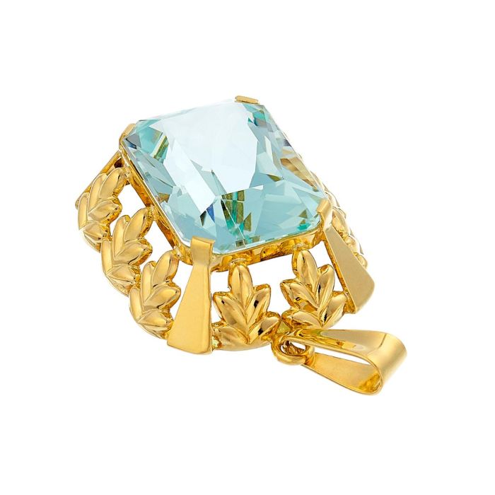 Anhänger in 14-karätigem Gelbgold. Die Fassung ist mit einem Muster versehen, das einem floralen Dekor entspricht. Mittig ist ein großer funkelnder achteckiger Aquamarin in Krappenfassung gesetzt. 