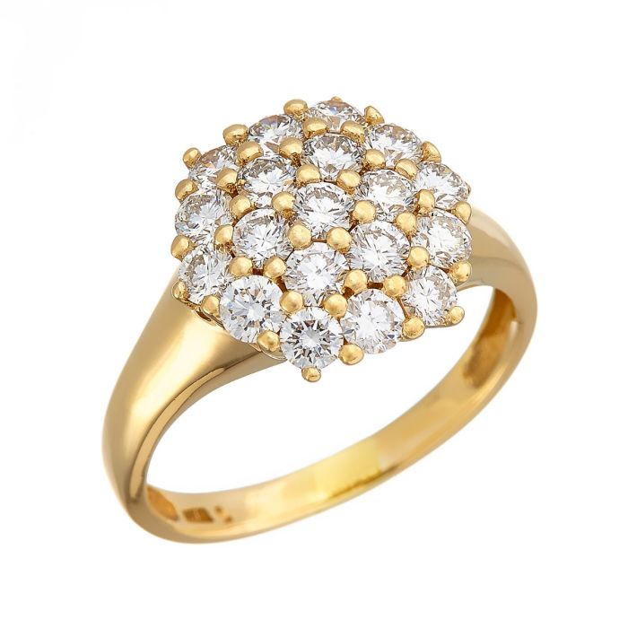 Damenring aus 14-karätigem Gelbgold. Das Schaustück ist besetzt mit insgesamt 19 Brillanten von insgesamt 1,50 ct. Diese sind in einer sechseckigen Form in Krappenfassungen gesetzt.