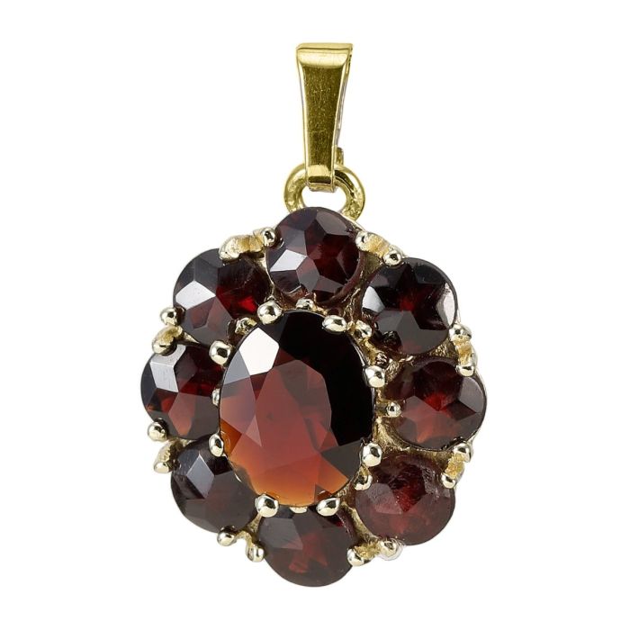 Ovaler Granatanhänger aus 333er Gelbgold