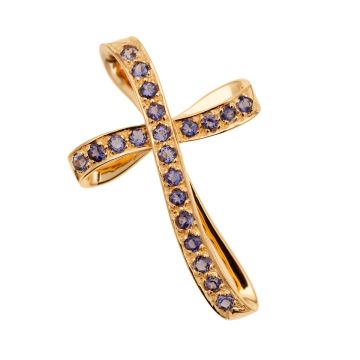 Kreuzanhänger in 8-karätigem Gelbgold. Entlang des Längs- und Querbalken zieren 21 synthetische Saphire in Kornfassung den Anhänger. 