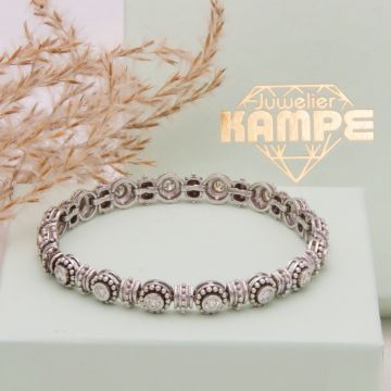Traumhaftes Armband mit Brillanten