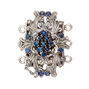 Perlkettenverschluss für 3-reihige Perlenketten in 18-karätigem Weißgold. Mit insgesamt 17 Saphiren.