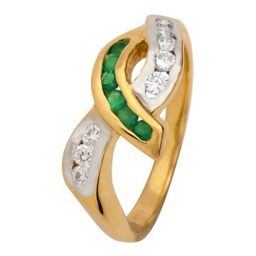 Wundervoller Damenring mit 6 Smaragden und 8 Brillanten