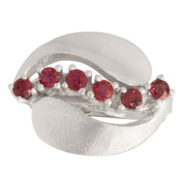 Perlkettenverkürzer in Weißgold mit 6 Rubinen