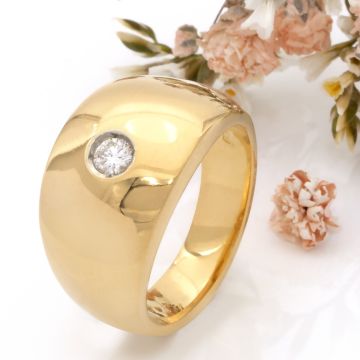 Massiver geradliniger Ring in 750er Gold mit Brillant