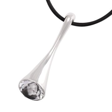 Silberner Anhänger mit Zirkonia mit schwarzer Lederkette