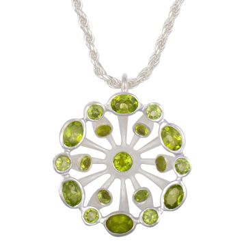 Silberner Anhänger mit Peridot und Kordelkette