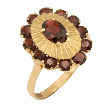 Hübscher Ring aus Italien mit Granatsteinen