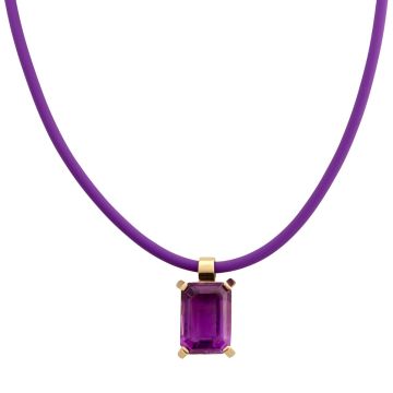 Goldgefasster Amethystanhänger mit farblich passender Silikonkette