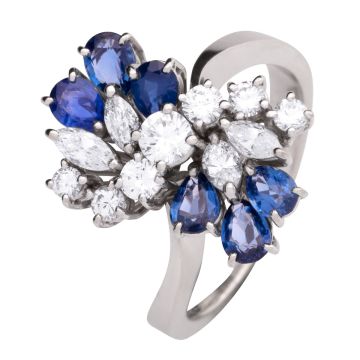 Bezaubernder Edelstein-Ring mit Saphiren und Diamanten 