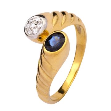 Eleganter Damenring mit Diamanten und Saphir