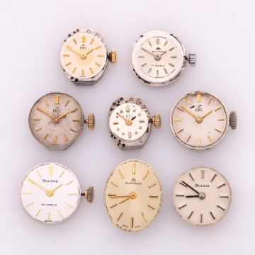 8 mechanische Uhrwerke für Damenuhren diverse Marken und Kaliber zwischen 1960-1972