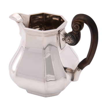 Eleganter Sahnegießer in Silber aus den Niederlanden