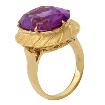 Vintage Damenring mit Alexandrit in 14 karätigem Gold