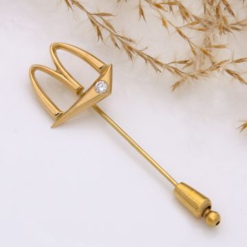 „Mc Donalds“ Krawattennadel in 750er Gold mit Brillanten