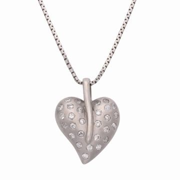 Weißgoldener Herzanhänger mit Zirkonia mit passender Halskette
