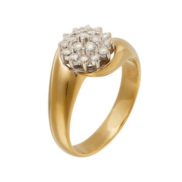 Brillantring in schwerer Ausführung mit getrepptem blütenförmigen Ringkopf vollständig ausgefasst mit 19 Brillanten.