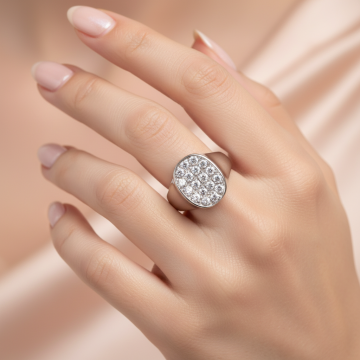 Wundervoller weißgoldener Diamantring
