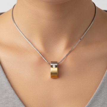 Bicolor Anhänger mit Brillant von 0,11 ct. – Venezianerkette
