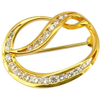 Grazile Brosche mit Brillanten