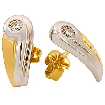 Attraktive Ohrstecker mit je einem Brillanten