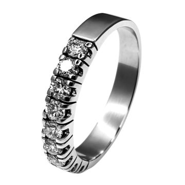 Weißgoldener Damenring mit 12 Brillanten