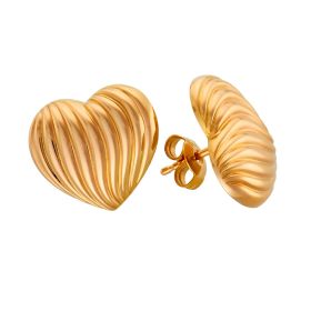 Paar Ohrstecker in 8-karätigem Gelbgold in Form von Herzen. Die Schmuckstücke sind hochglanzpoliert und mit einem reliefierten Muster versehen. 