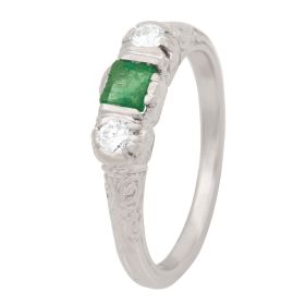 Antiker weißgoldener Ring mit Smaragd und Brillanten