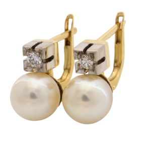 Prachtvolle Perlen Ohrringe mit Brillanten