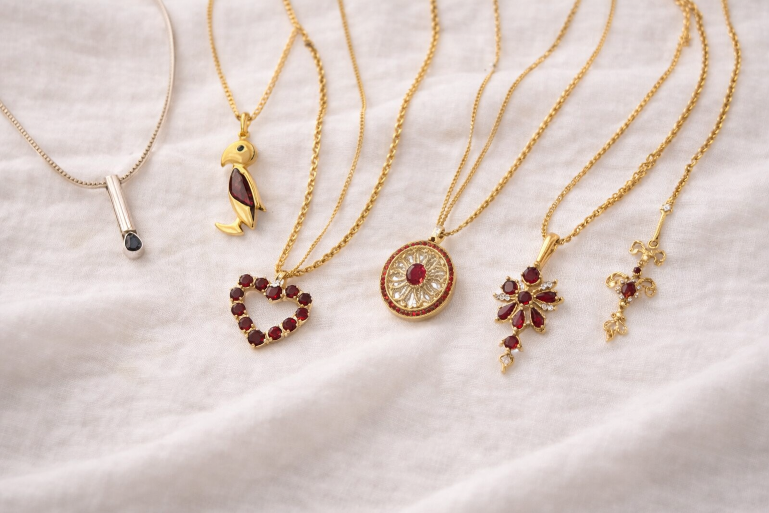 Damen Ketten mit Rubin